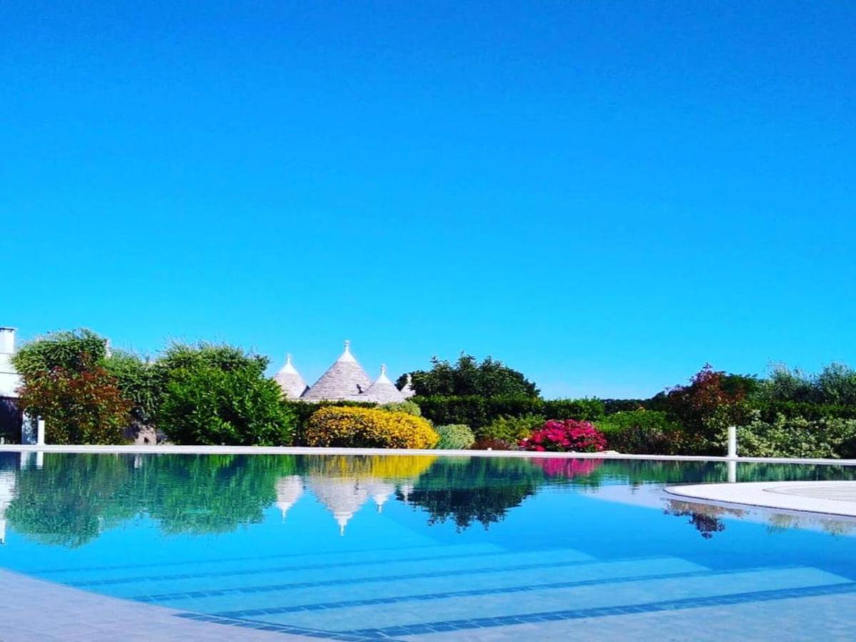 Trulli Isago Bed & Breakfast Locorotondo Eksteriør bilde