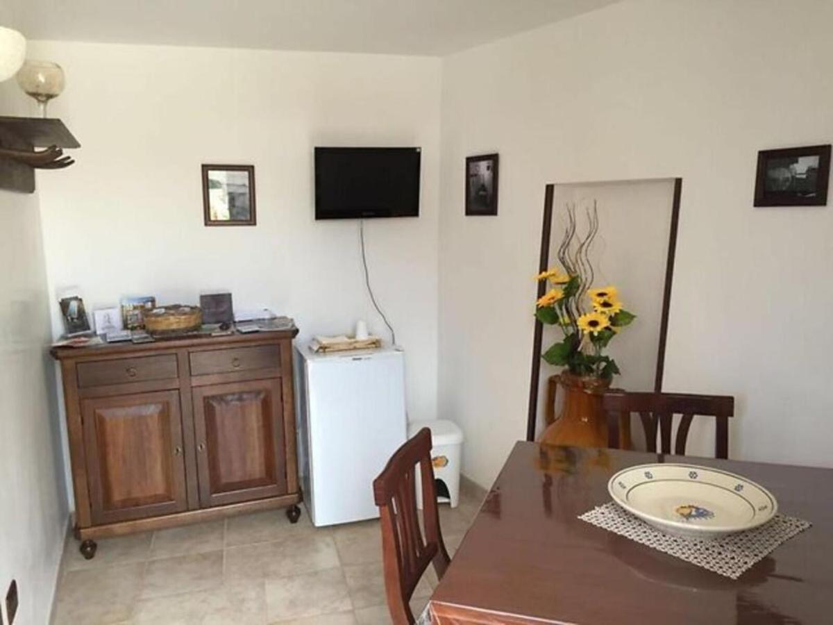 Trulli Isago Bed & Breakfast Locorotondo Eksteriør bilde