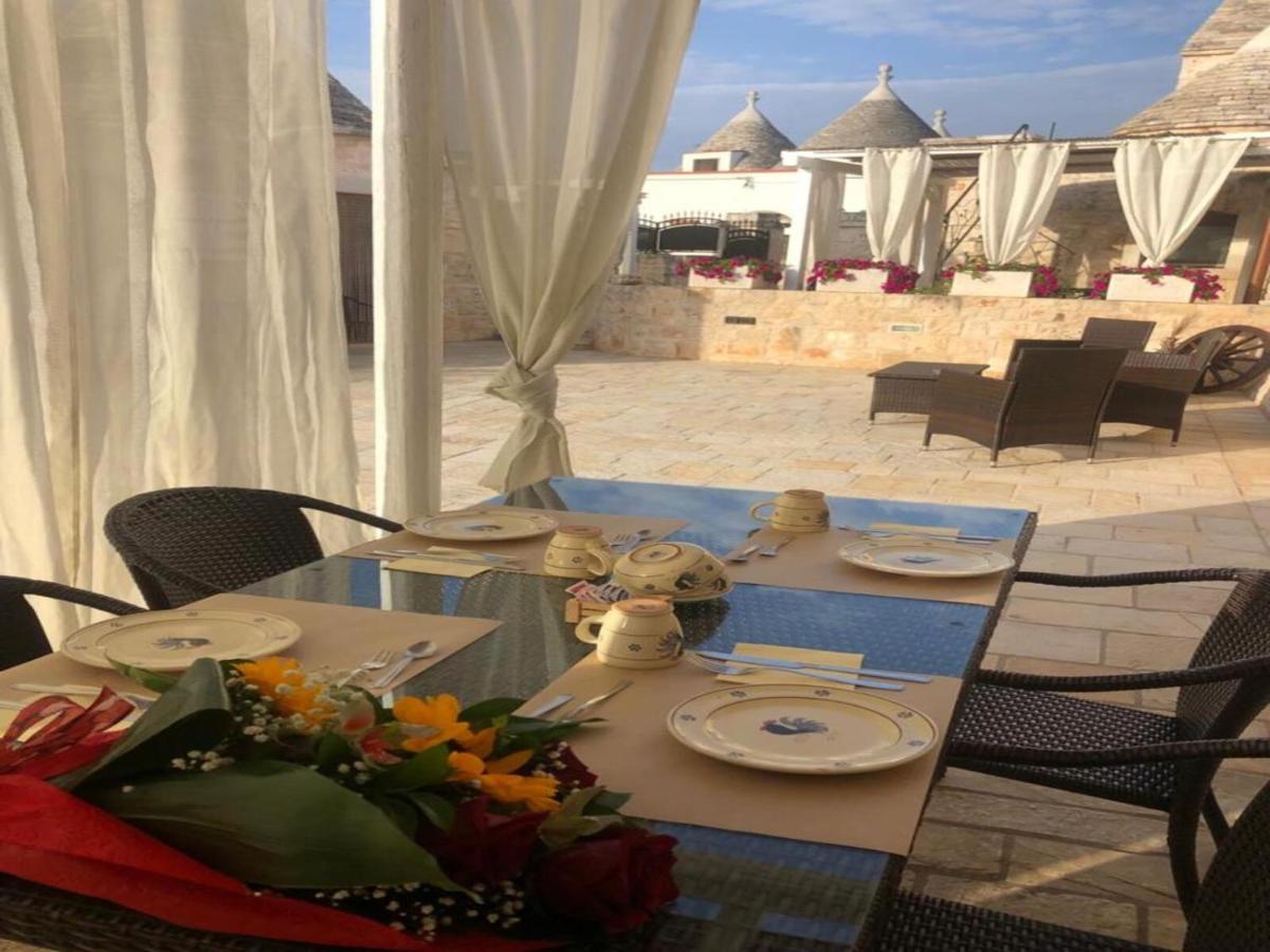 Trulli Isago Bed & Breakfast Locorotondo Eksteriør bilde