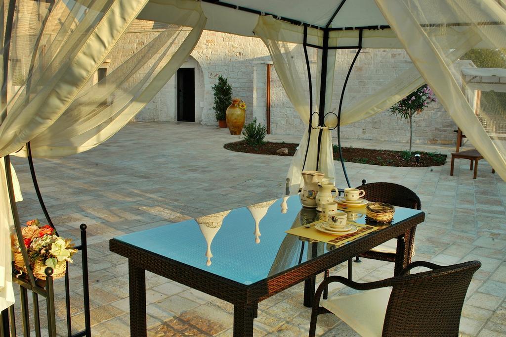 Trulli Isago Bed & Breakfast Locorotondo Eksteriør bilde