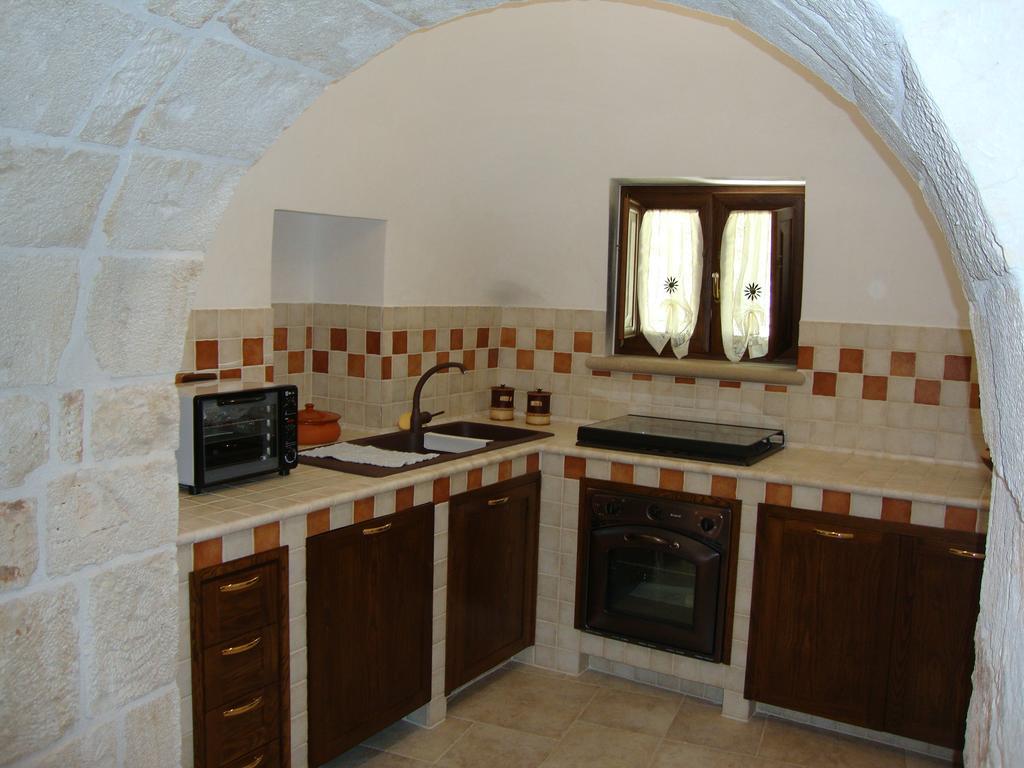 Trulli Isago Bed & Breakfast Locorotondo Eksteriør bilde