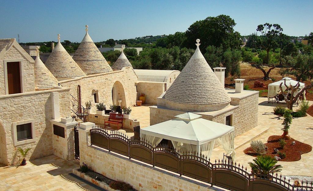 Trulli Isago Bed & Breakfast Locorotondo Eksteriør bilde