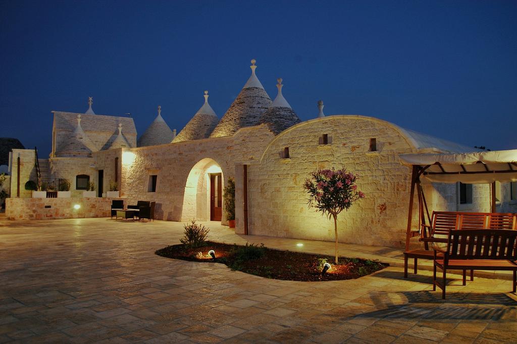 Trulli Isago Bed & Breakfast Locorotondo Eksteriør bilde